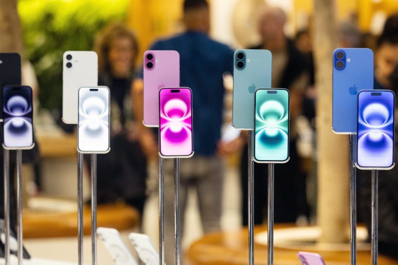 250819-apple-uk-iphones-se-1035a-0a9d2f-800×533-1