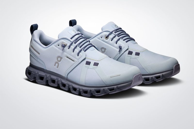 251017-on-sneakers-mb-1311-b3ffbc-800×533-1