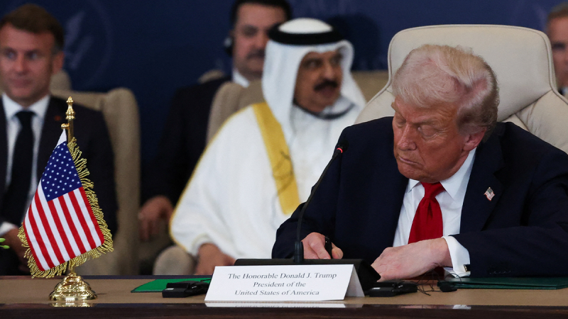 trump-signing-peace-deal-for-war-in-gaza-800×450-1
